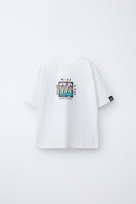 ZARA ФУТБОЛКА С ПРИНТОМ «ДОСКИ ДЛЯ СЕРФИНГА», БЕЛЫЙ