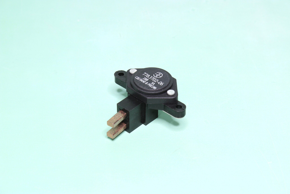 Регулятор напряжения КамАЗ /88.3702/