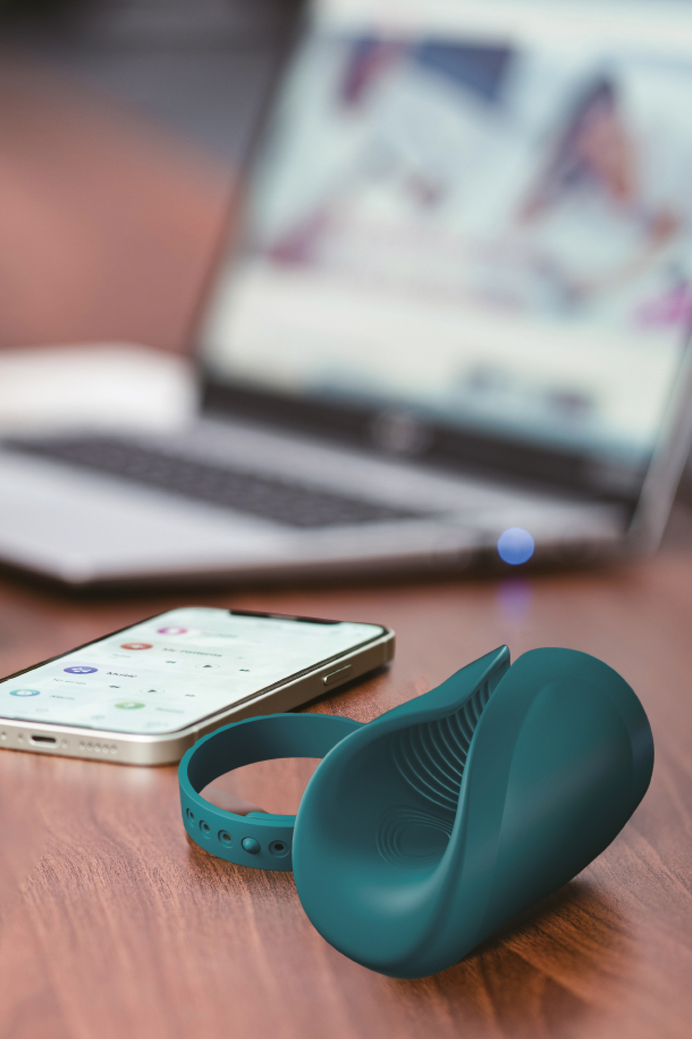 Мастурбатор нереалистичный Lovense Gush 2 бирюзовый 11 см