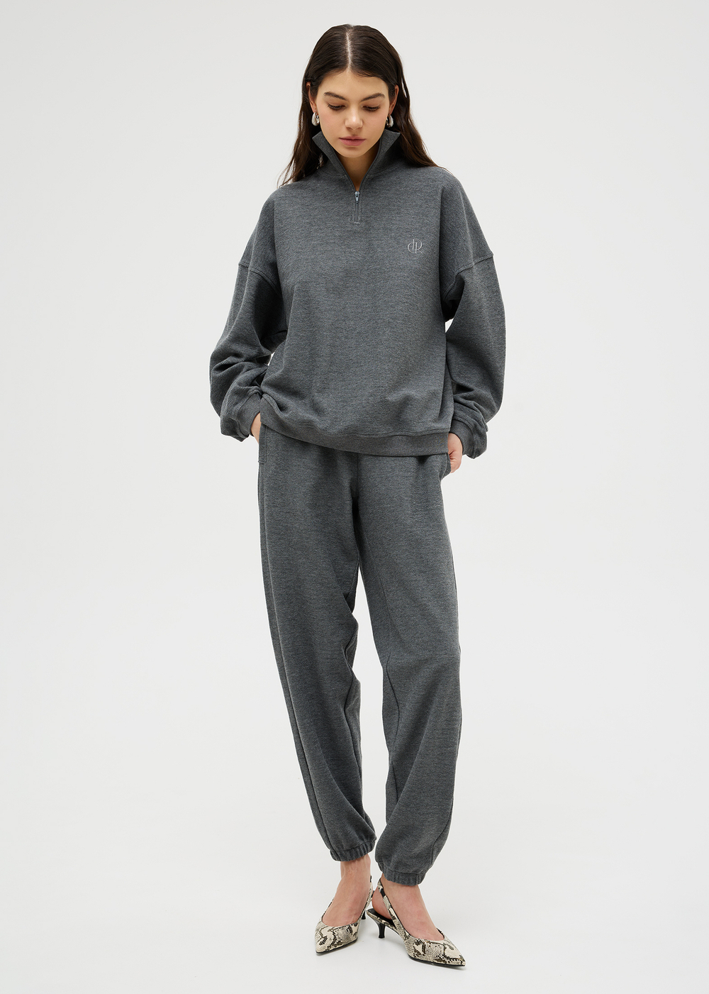 Свитшот с молнией