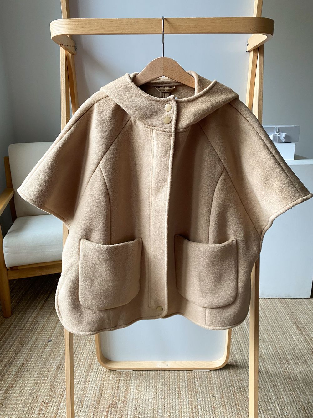 Шерстяной кейп Zara, 140