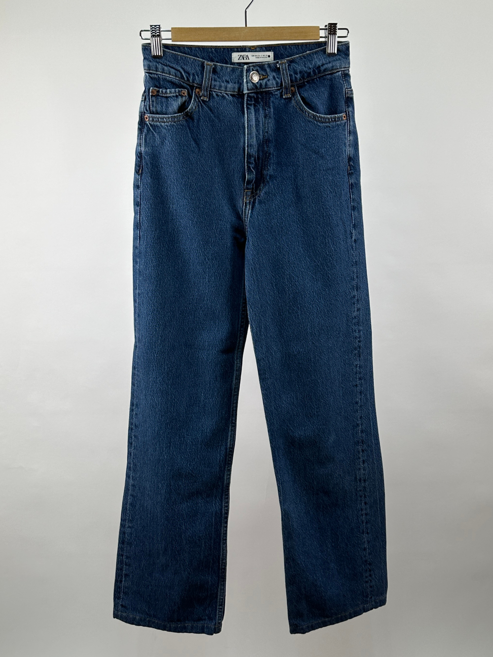 Джинсы Zara