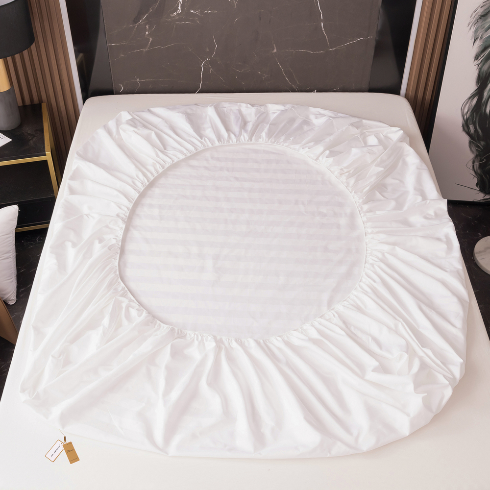 Простыня Страйп Сатин Однотонный Отель белый 100% хлопок на резинке 3x3 RR3CTH03718030