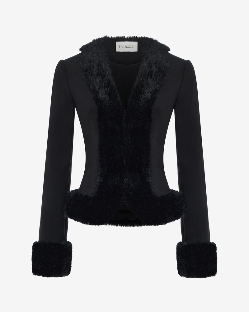 Жакет из костюмной ткани с мехом