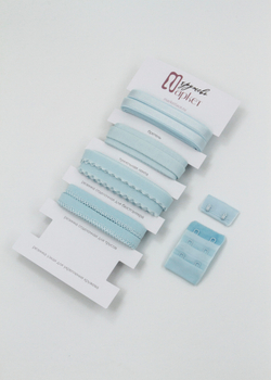 Подборка светло-голубых бельевых резинок + застежка для бюстгальтера текстильная