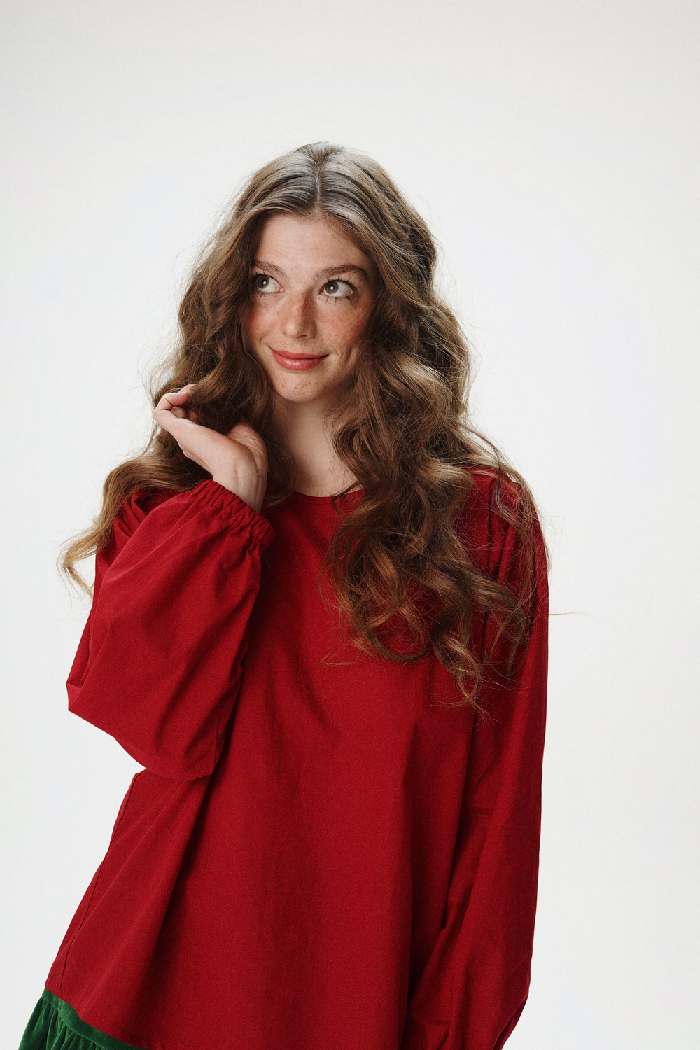 Блузка с длинными рукавами из батиста "Зимняя вишня"