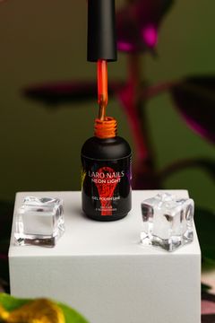 Гель-лак Laro Nails Neon Light гель-лак 05 12ml.