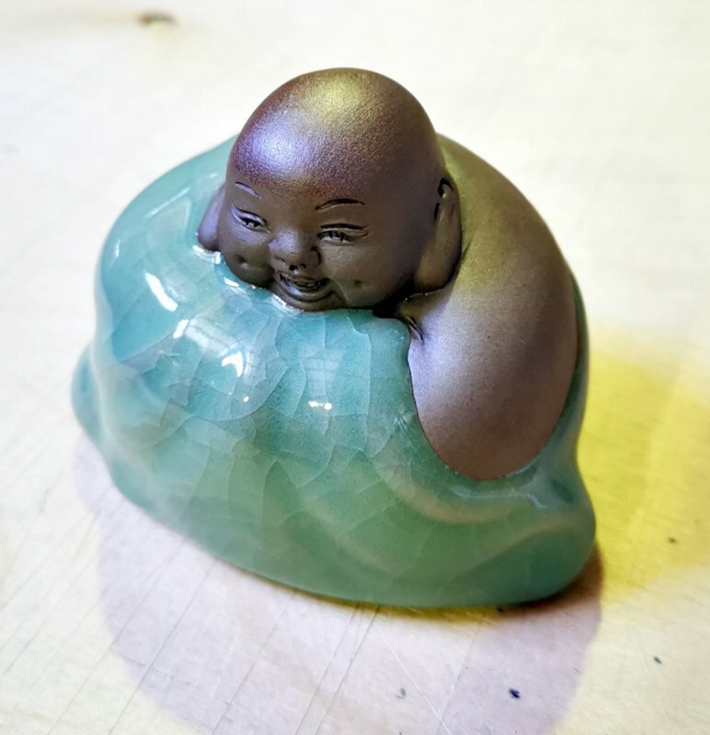 243015.2 Фигурка глина + глазурь СЕЛАДОН. "Хотей", 6,5 см х 7,5 см