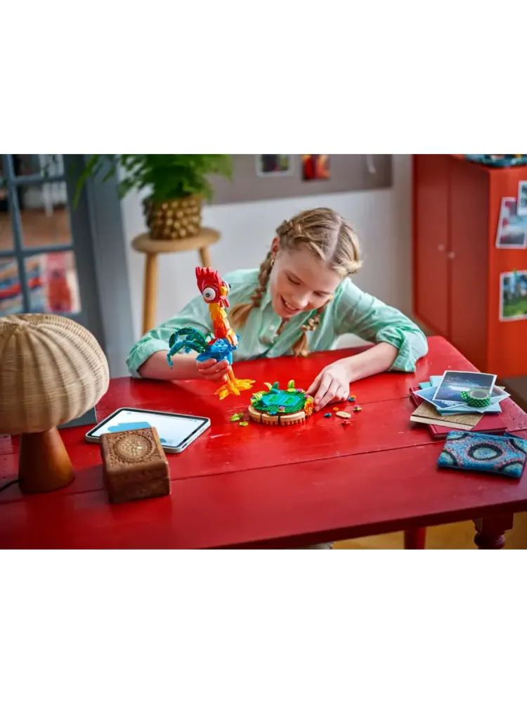 Конструктор Disney 43272 Петух Хей-Хей