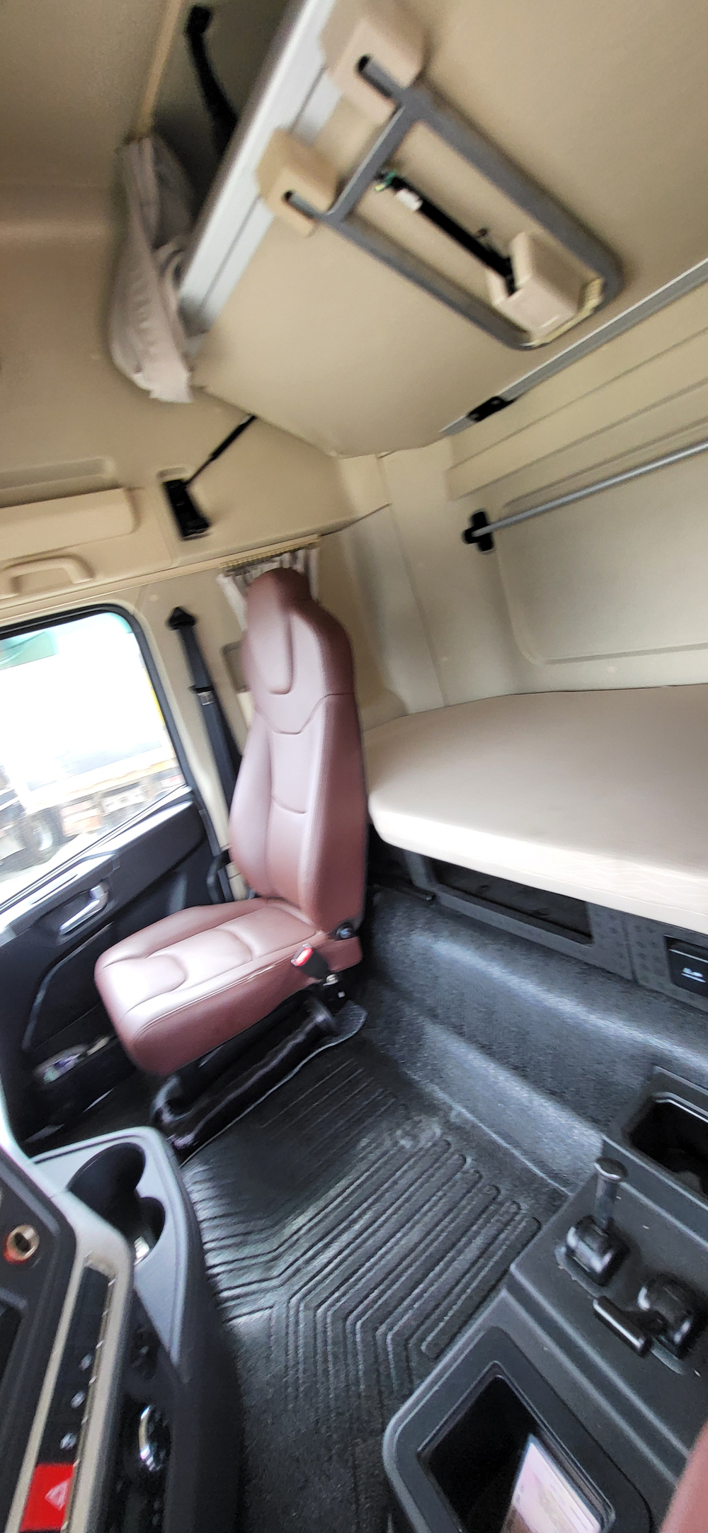 VASOL HV7 4x2 Седельный тягач DFD4189 (Дизельный, 13.0 л, 530 л.с. АТ)