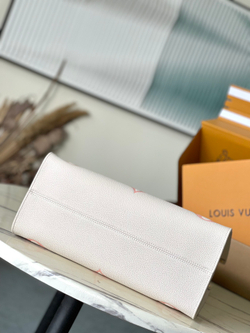 Louis Vuitton Onthego MM