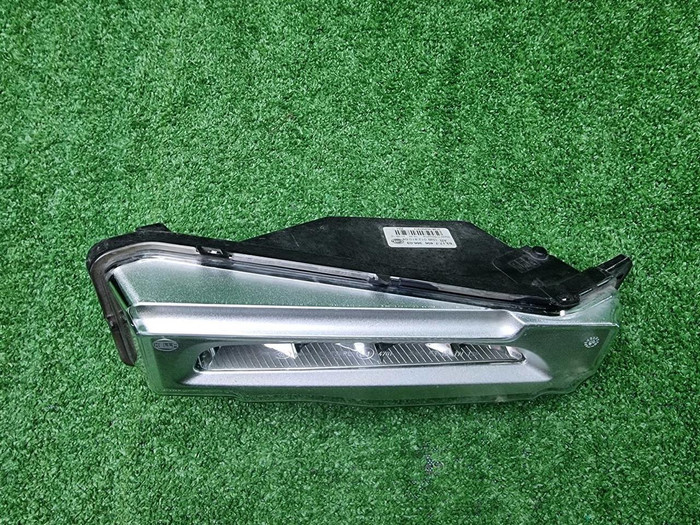 ПТФ правая BMW X5 G05 (2018-2023)