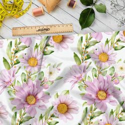 Ткань муслин нежные розовые цветы и акварельные листья на белом фоне