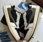 В наличии, Кроссовки Travis Scott x Jordan Air Jordan 1 Low "Medium Olive", 40 EU