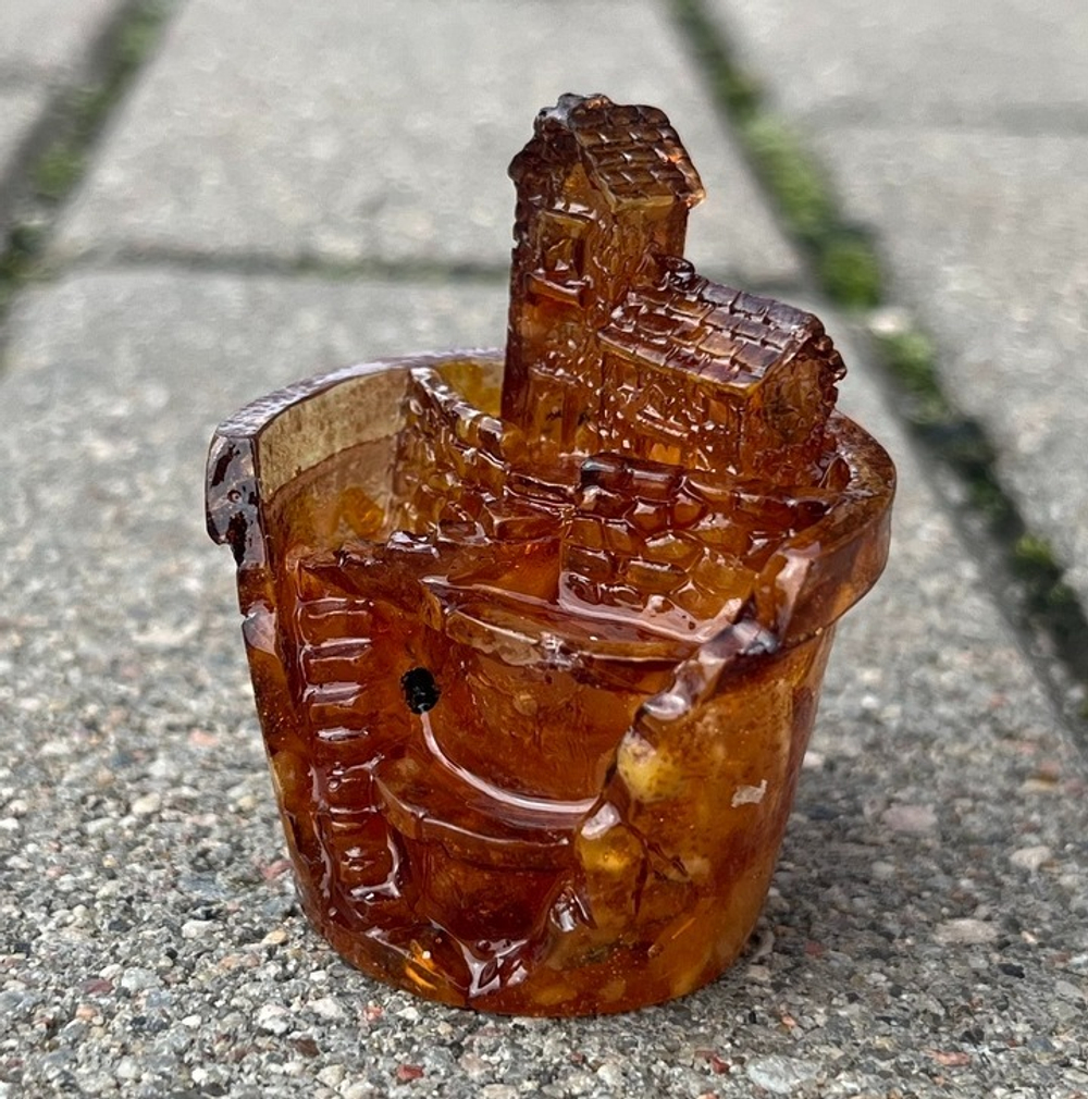 Домик в кашпо