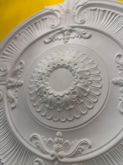 Розетка потолочная 77 см