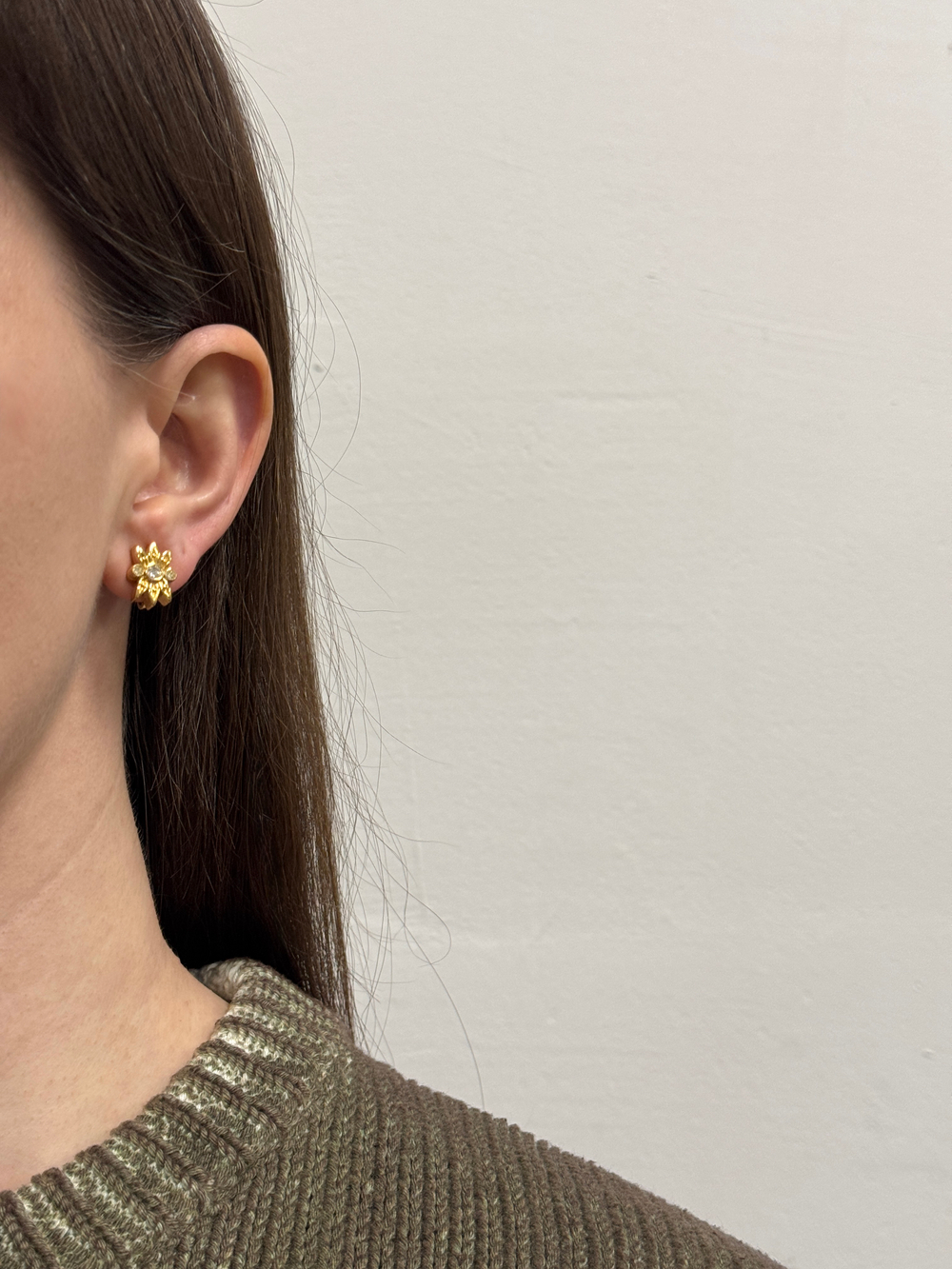 Клипсы с кристаллами Nina Ricci