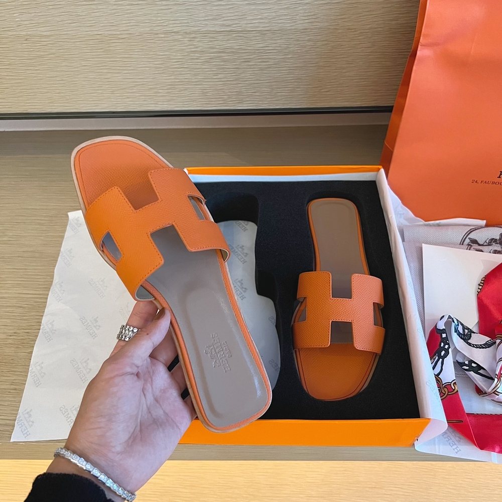 Hermes Oran Sandal