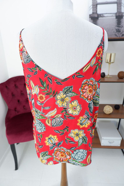 Топ Papaya с цветами 48-50 размер