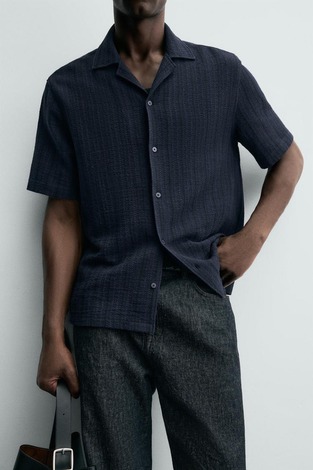 ZARA РУБАШКА ЖАККАРД С ГЕОМЕТРИЧЕСКИМ УЗОРОМ, МОРСКОЙ СИНИЙ