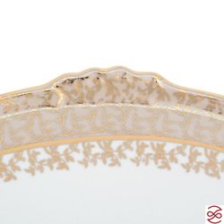 Блюдо овальное на ножке Queen's Crown Лист бежевый 37 см