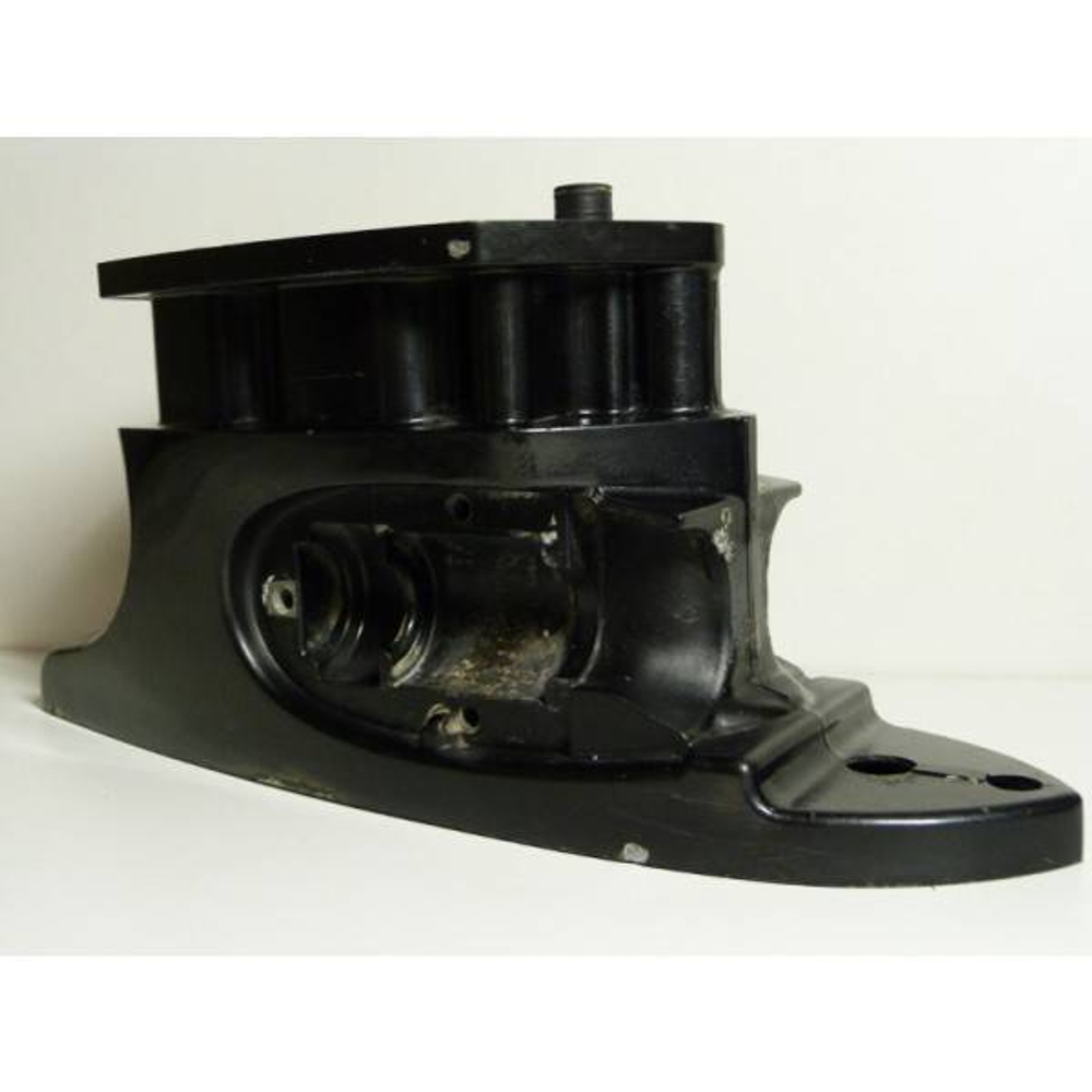 Кожух приводного вала Suzuki DF90-DF140