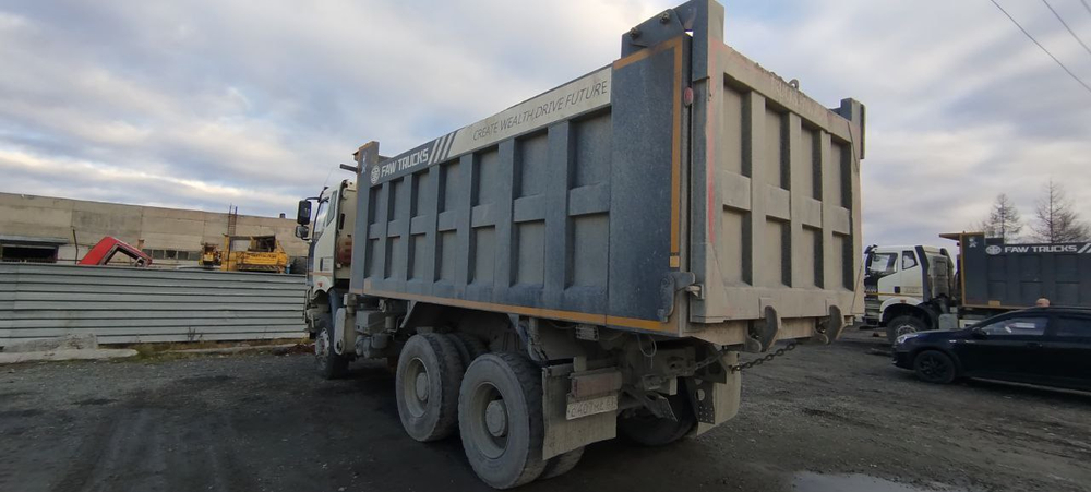 FAW J6 6x6 Самосвал CA3250P66K24L1TE5 (Дизельный, 11,1 л, 420 л.с., МТ)