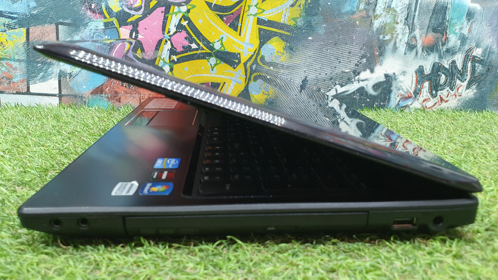 Ноутбук Lenovo i3/4 Gb