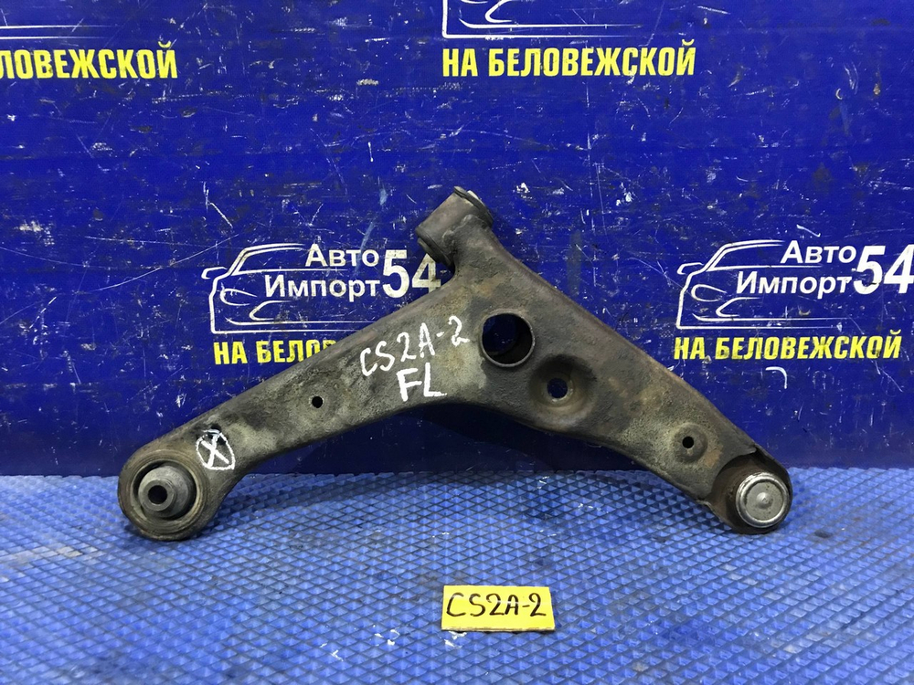 Рычаг передний левый MITSUBISHI LANCER 2002