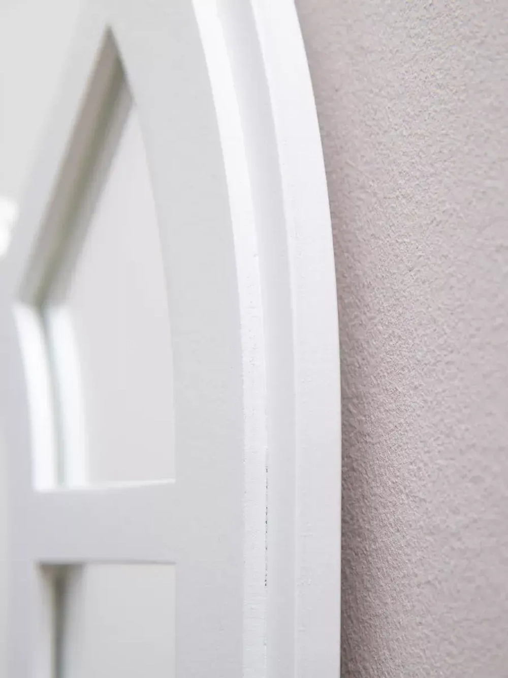 Зеркало настенное для прихожей 66*34 см