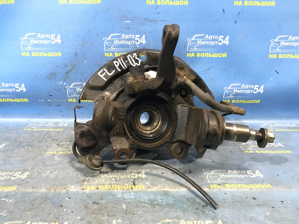 Ступица передняя левая NISSAN PRIMERA 1999