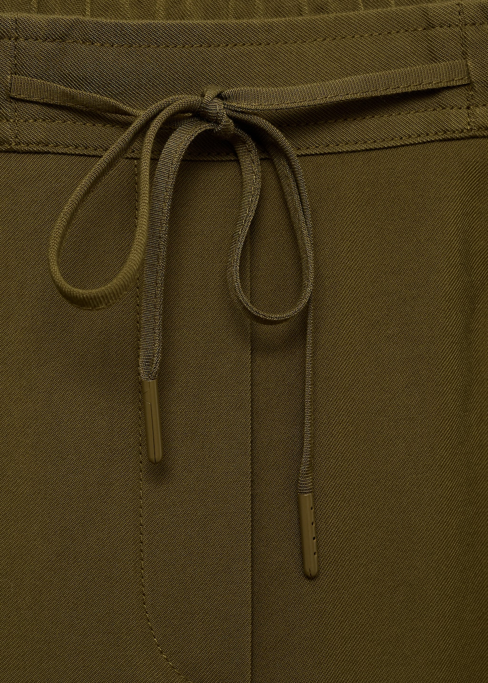 Струящиеся брюки с эластичным поясом