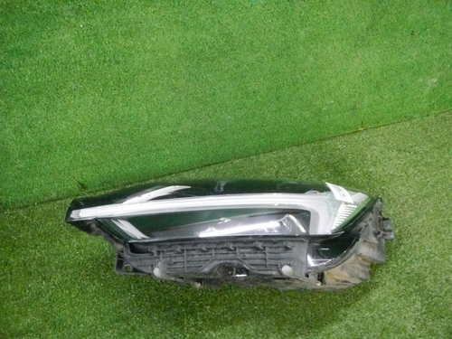 Фара левая Volvo XC60 2 (2017-2021) LED