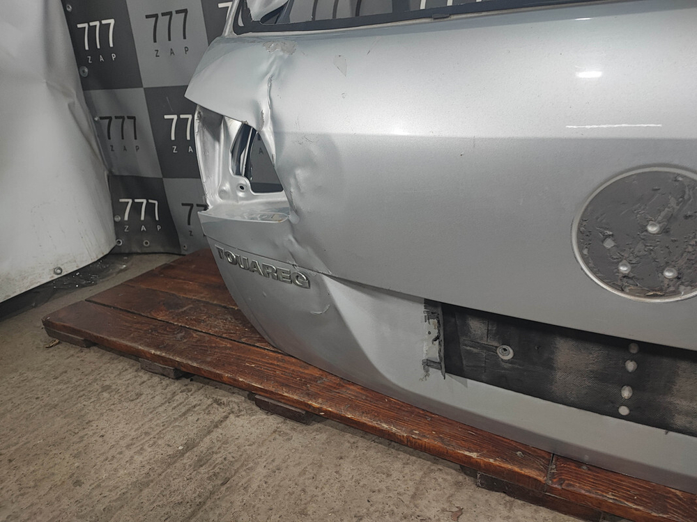 Крышка багажника Volkswagen Touareg 2 10-18 Б/У Оригинал 7P6827159B