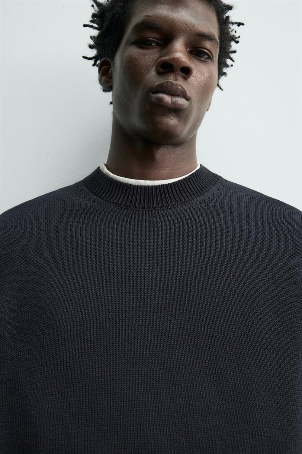 ZARA ХЛОПКОВЫЙ СВИТЕР КЛАССИЧЕСКОГО КРОЯ, МОРСКОЙ ТЕМНО-СИНИЙ