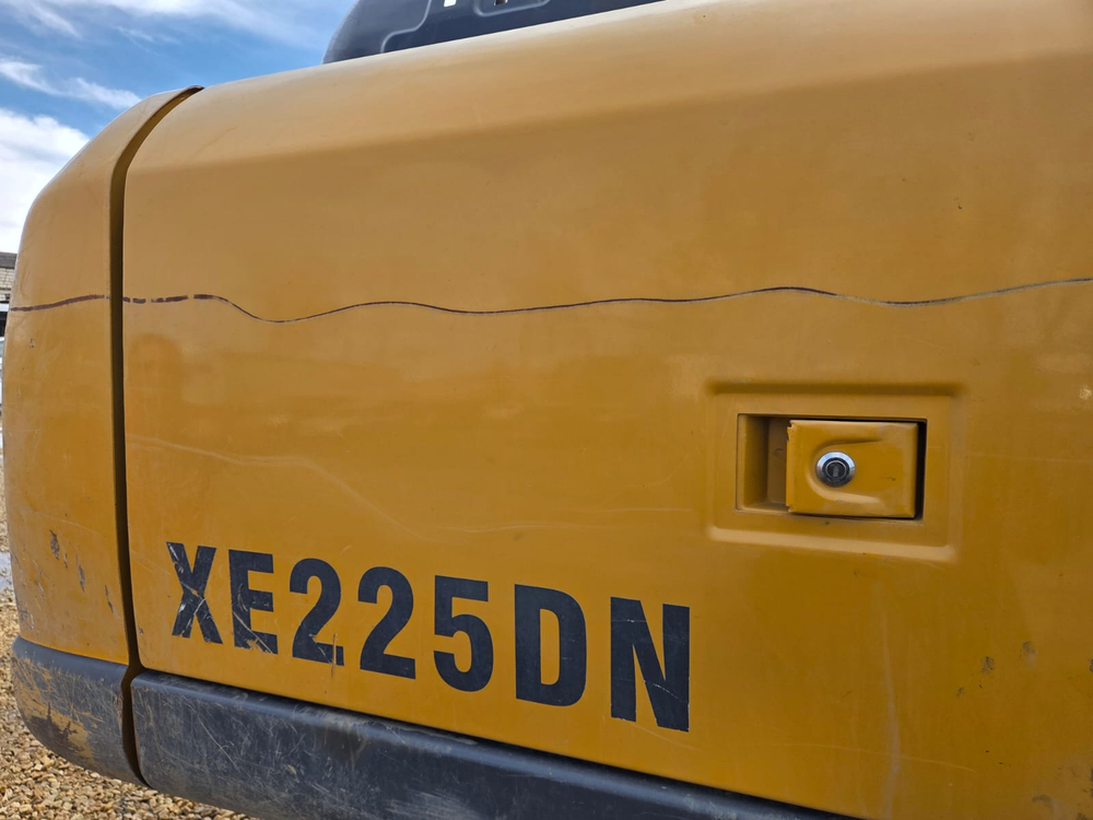 XCMG XE225 Экскаватор XE225DN( Дизельный, 4,4 л. 144 л.с. АТ)