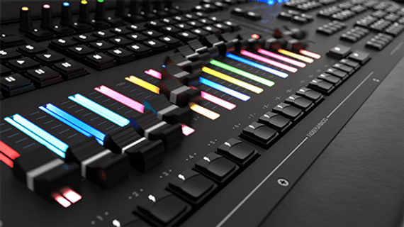 MagicQ MQ500M+ Stadium Console - пульт управления светом