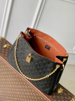 Louis Vuitton Anytime MM