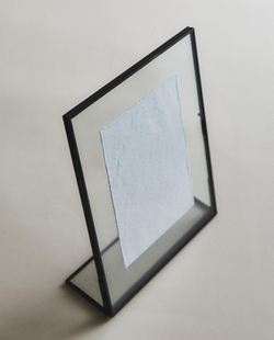 Zara Home Фоторамка из стекла, цвет чёрный, 20 см