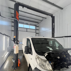 WDK-535 Подъемник двухстоечный с верхней синхронизацией 4,5 тонн, одност. разбл., 380В