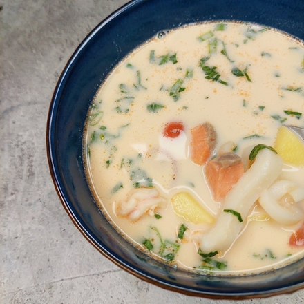 Сливочный суп с морепродуктами