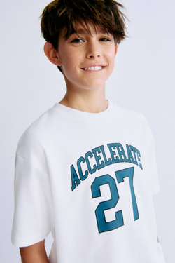 H&M Комплект из футболки и шорт с принтом, белый