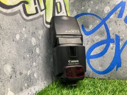 Canon Speedlite 430EX II