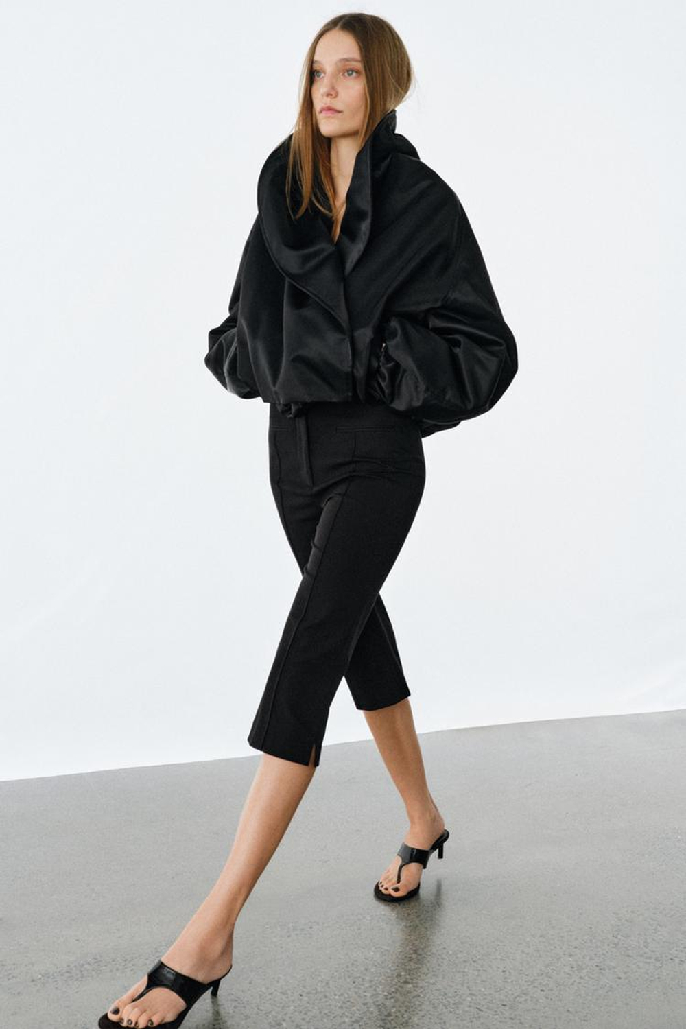 ZARA СТЕГАНАЯ КУРТКА-БОМБЕР — ZW COLLECTION, ЧЕРНЫЙ