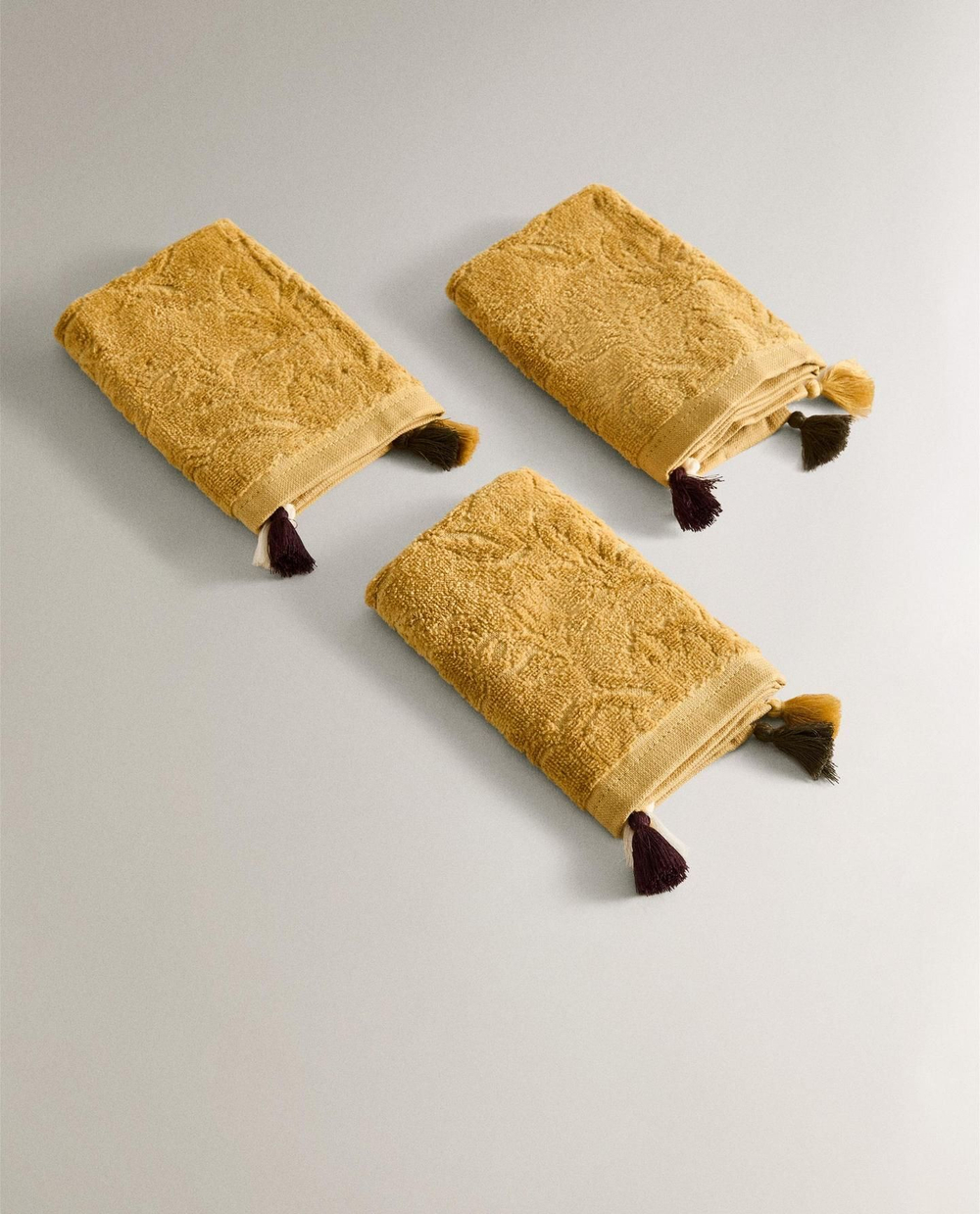 Zara Home - Набор полотенец для рук с бахромой (комплект из 3 предметов)), горчичный, 30х30 см