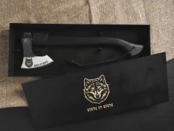 Кованый топор "Брату от брата", гравировка "Волк", рукоять черный мореный ясень