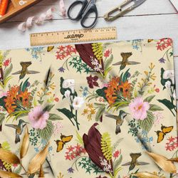 Ткань атлас колибри в цветах