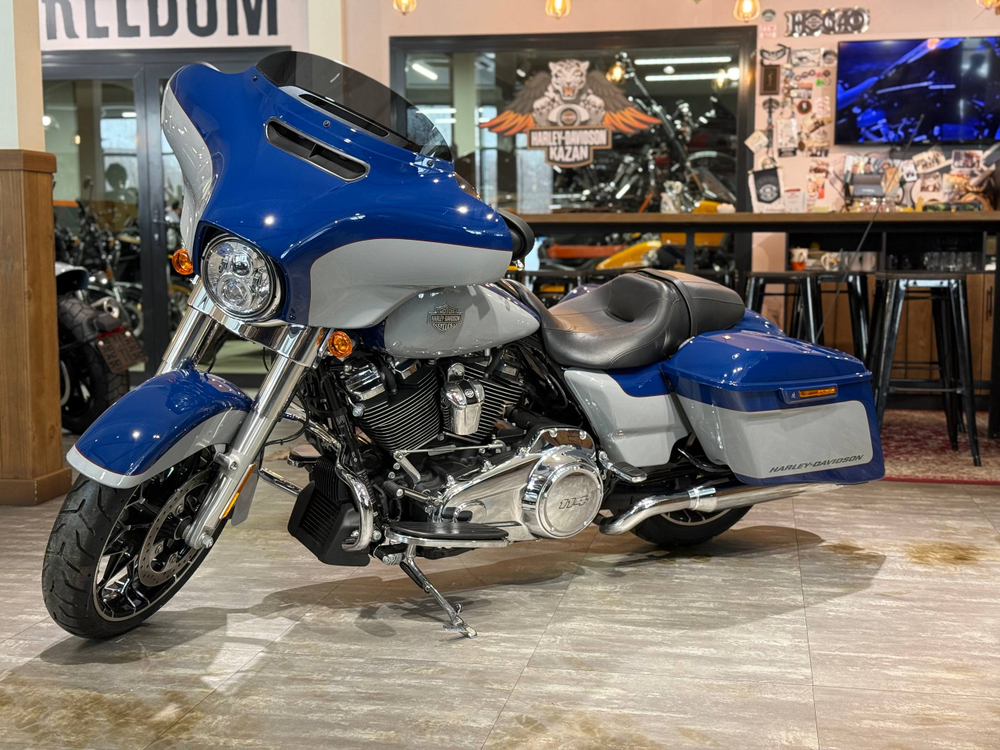 Harley-Davidson® Street Glide Special® 114 Billiard Blue/хром 2023