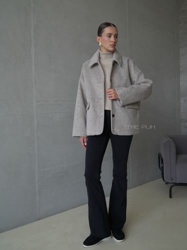 Бежевое пальто-пиджак с утепленным жилетом