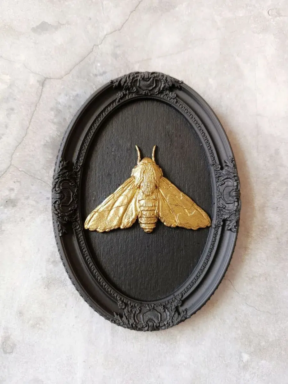 Барельеф на стену из гипса Мотылек